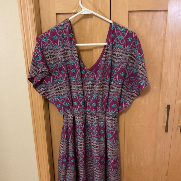 Alina be dress, size large - Picture 1 of 2